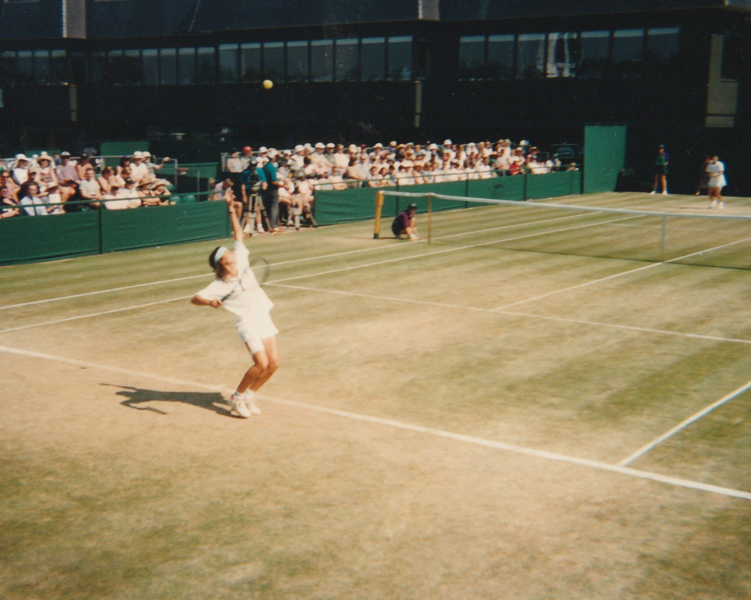 Petra Kamstra wimbledon serve.